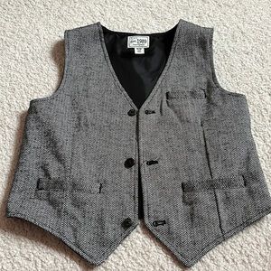 Children’s Place vest. Herringbone front w black silky back.